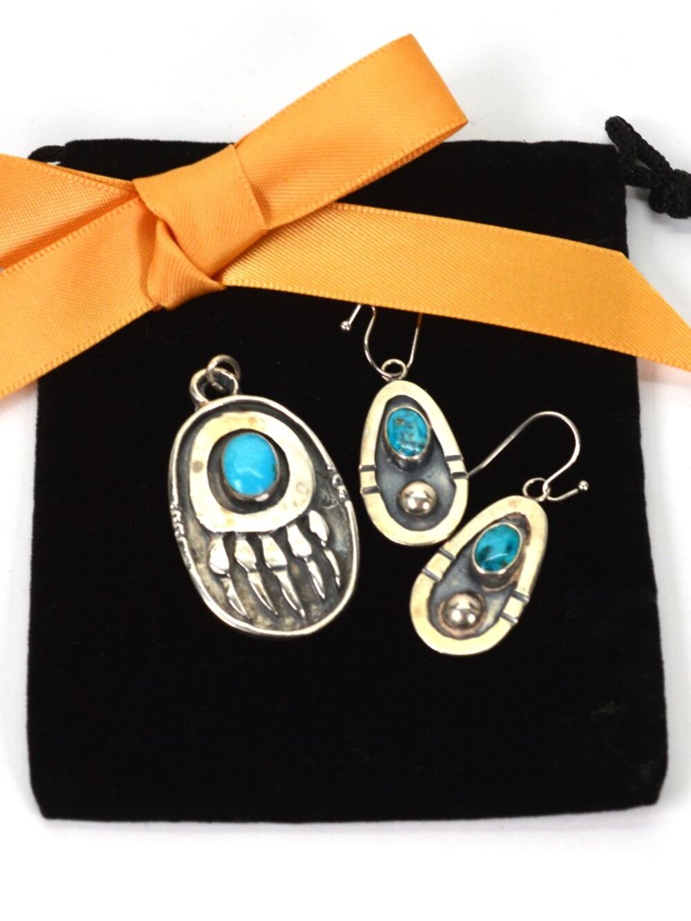 Vintage Native American Sterling Silver Turquoise Bear Paw Pendant and Earrings